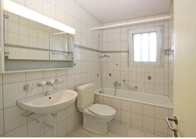 Badezimmer Modernisierung - Vorher